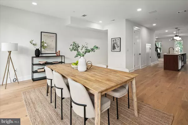 Washington, DC 20002,1008 4TH ST NE #2