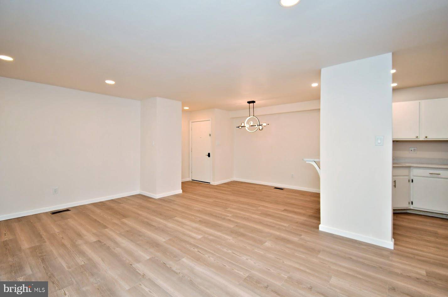 North Wales, PA 19454,207 STOCKTON CT