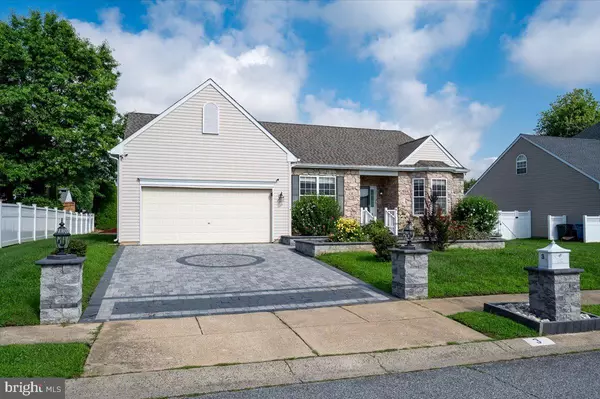 New Castle, DE 19720,3 HATHAWAY CT