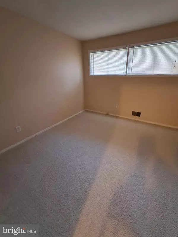 Rockville, MD 20851,1620 FORBES ST