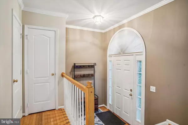 Gaithersburg, MD 20886,7728 HERITAGE FARM DR