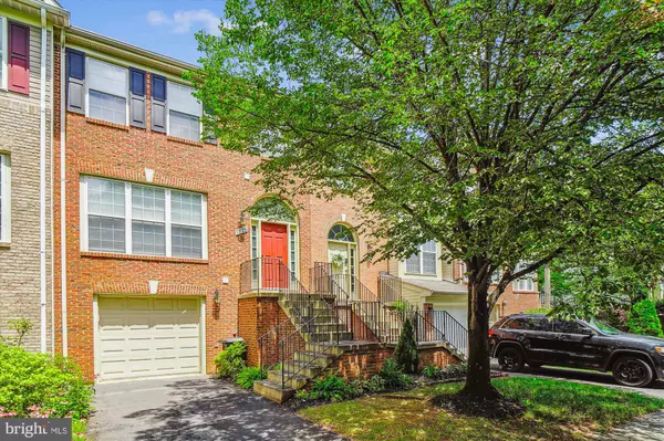7728 HERITAGE FARM DR, Gaithersburg, MD 20886