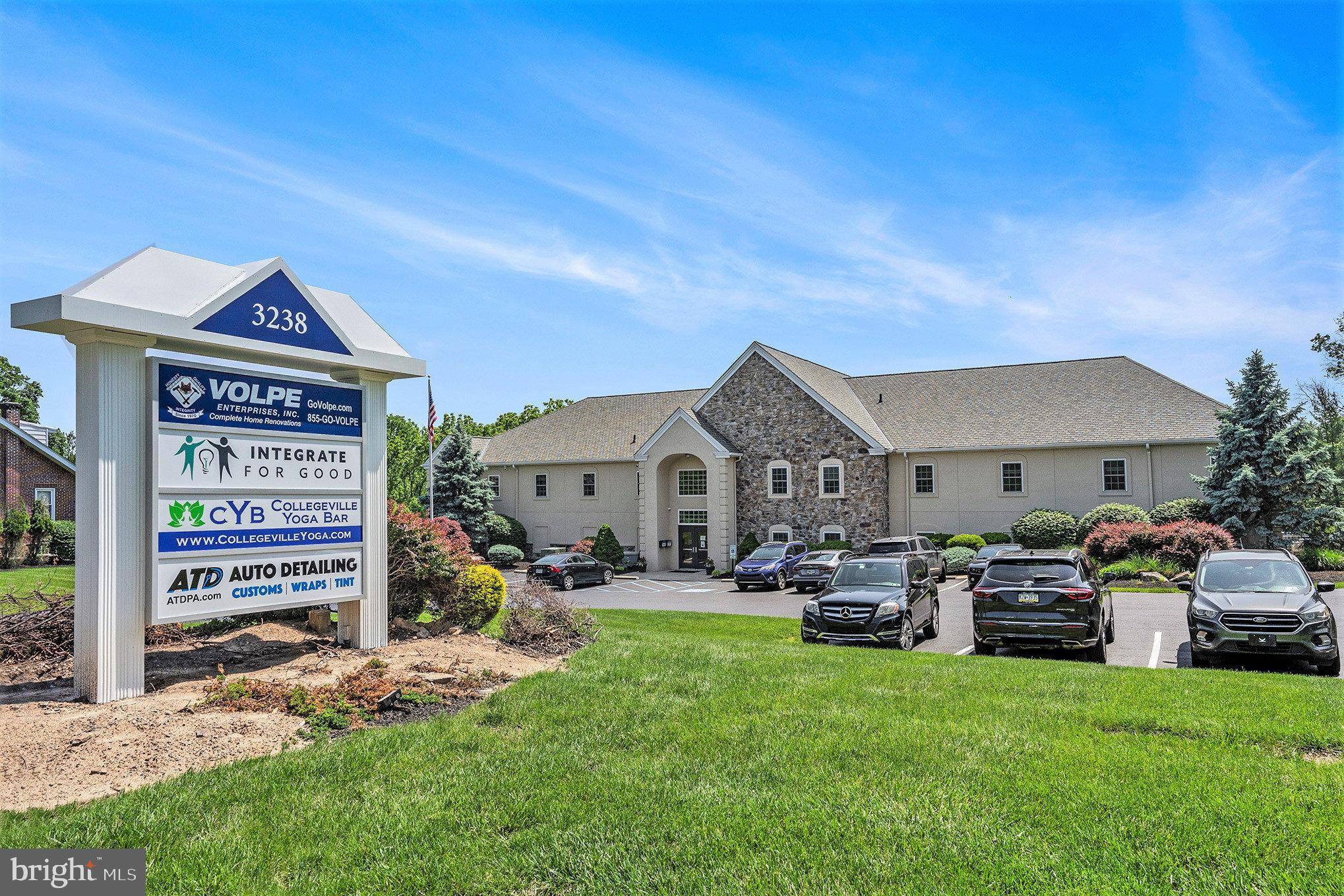 3238 W GERMANTOWN PIKE, Norristown, PA 19403