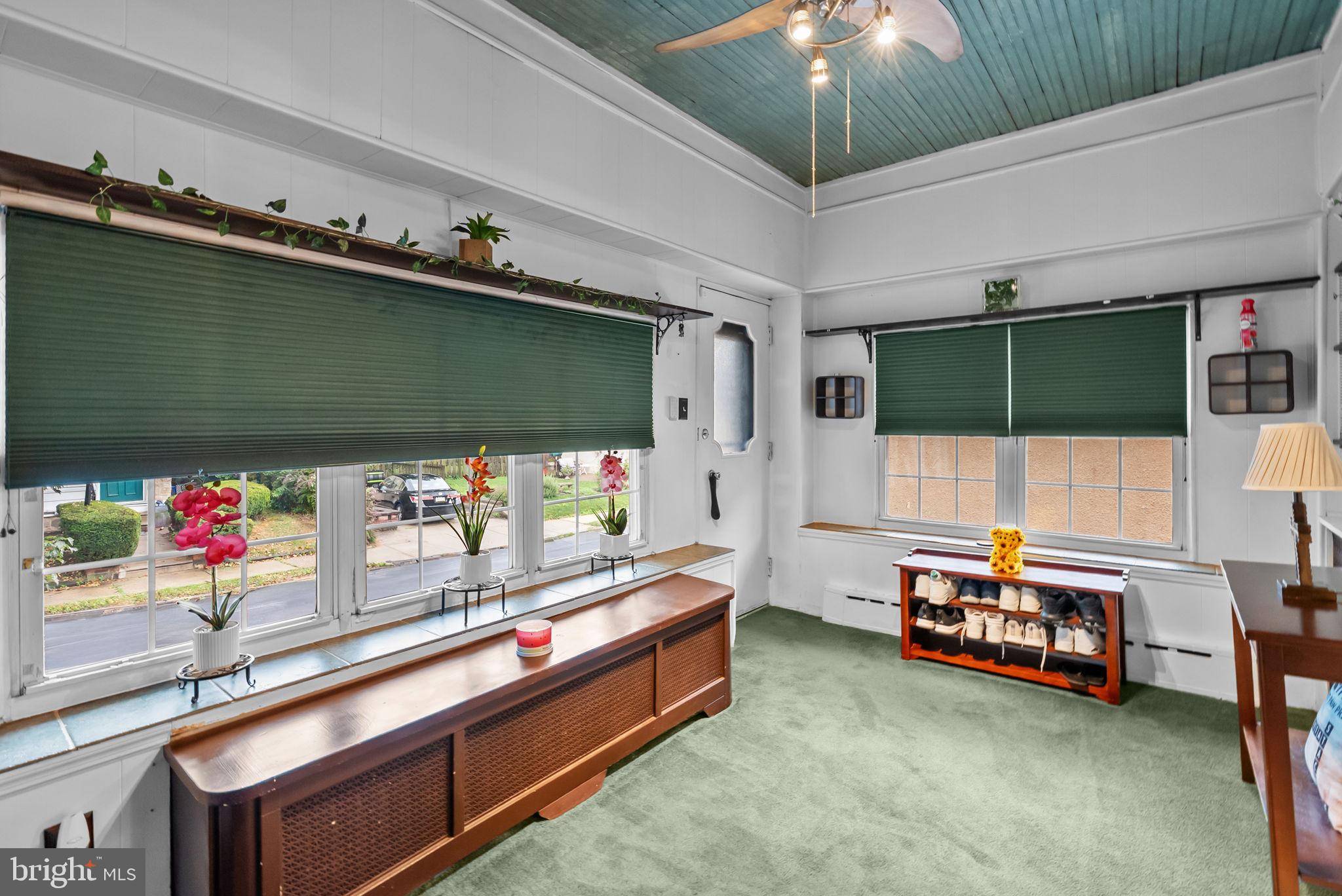 Philadelphia, PA 19135,7010 GLENLOCH ST