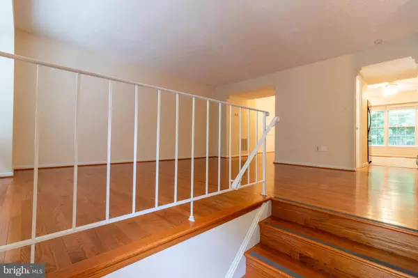 Fairfax, VA 22032,4796 GAINSBOROUGH DR