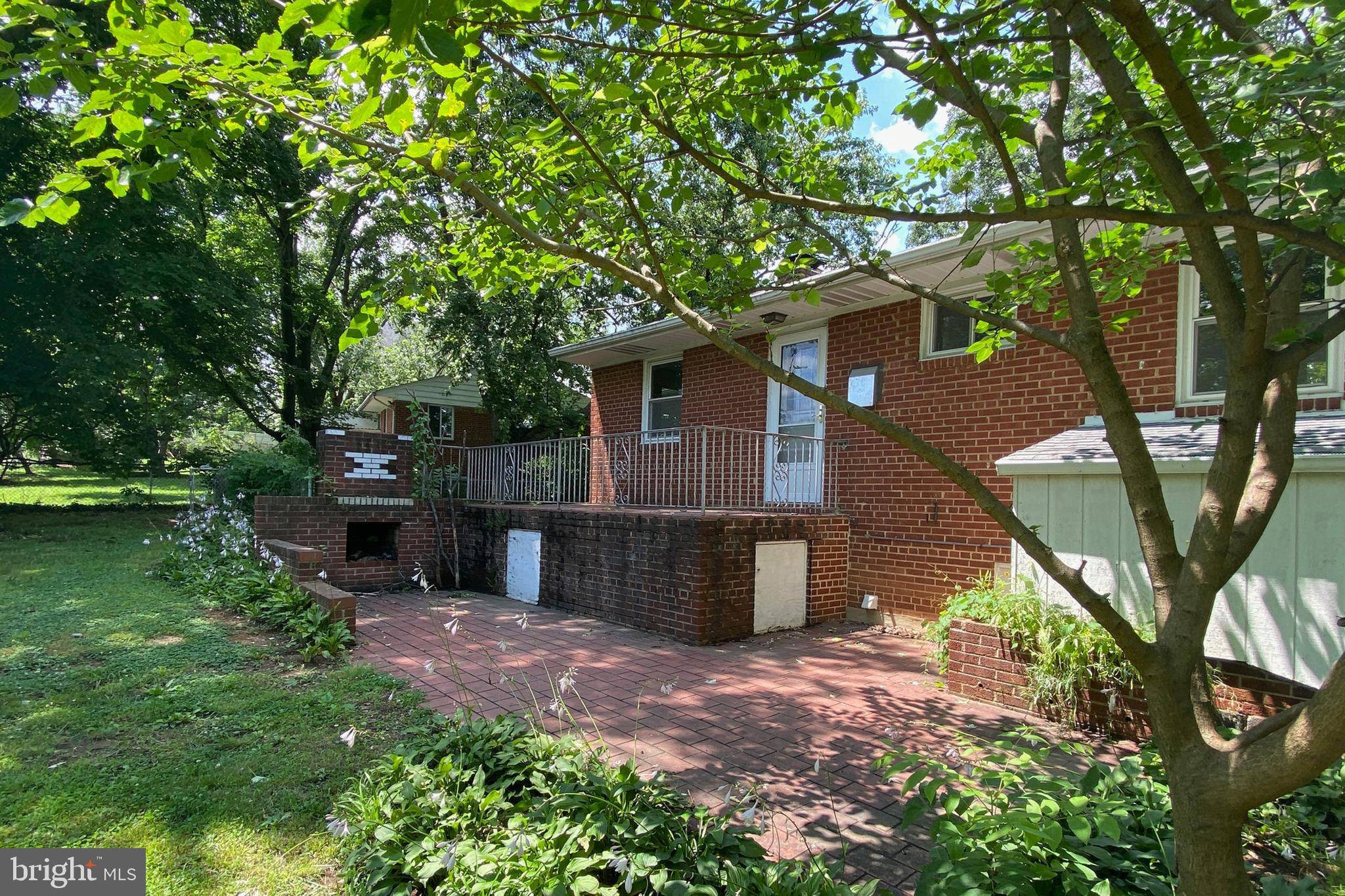Alexandria, VA 22306,2703 DAWN DR