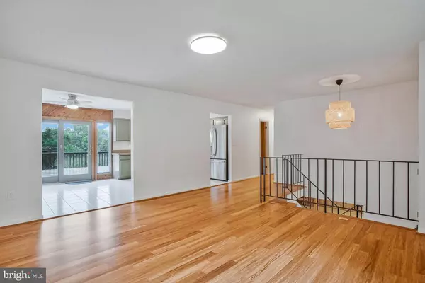 Edgewater, MD 21037,1428 OAK BLUFF RD