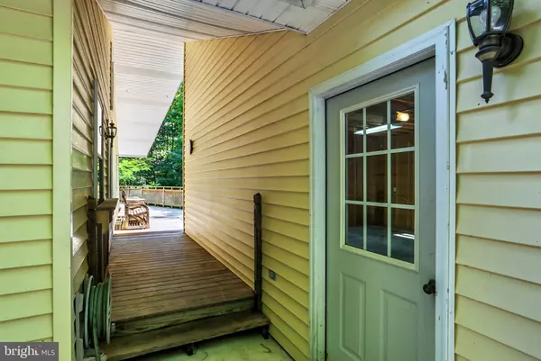 Newport, PA 17074,36 MEADOW GROVE RD