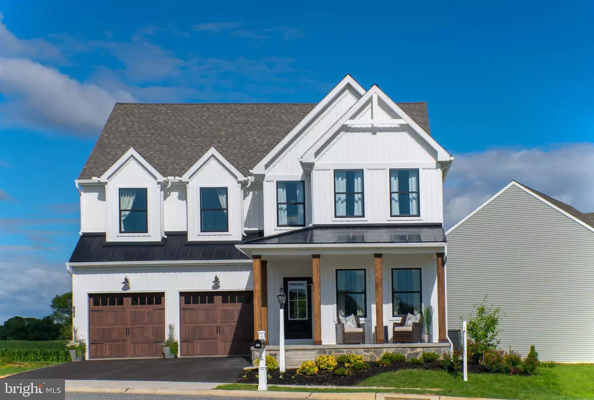 Lampeter, PA 17537,900 SKIP LN #MANCHESTER