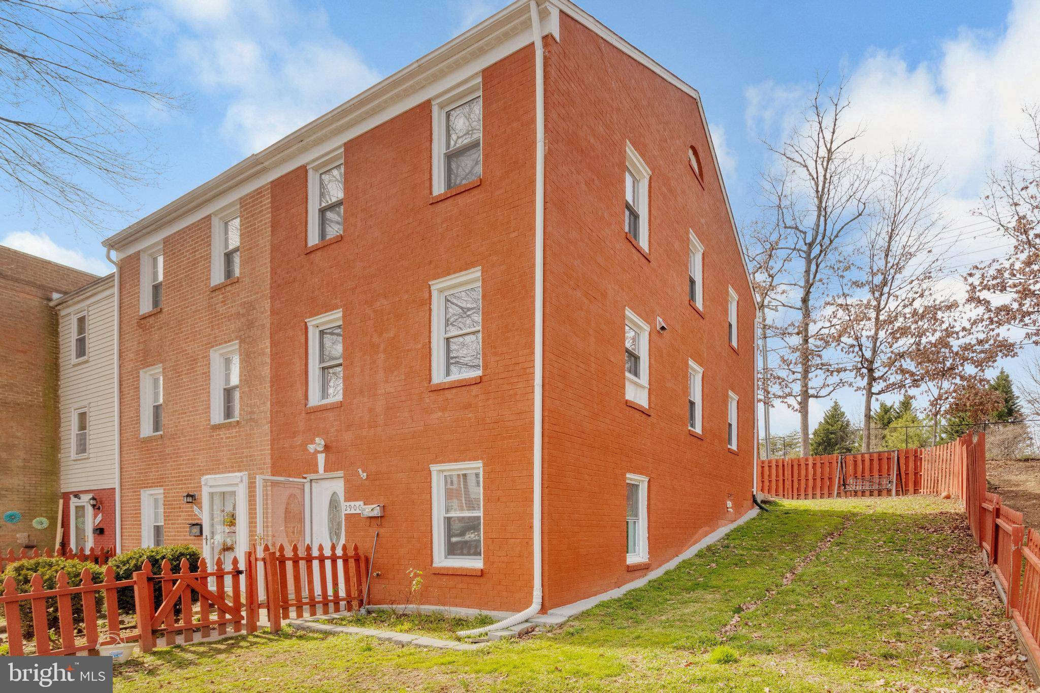 Woodbridge, VA 22191,2900 WILLIAMSBURG CT