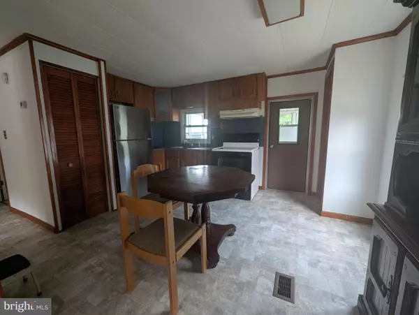 Jackson, NJ 08527,143 DOUGLAS DR