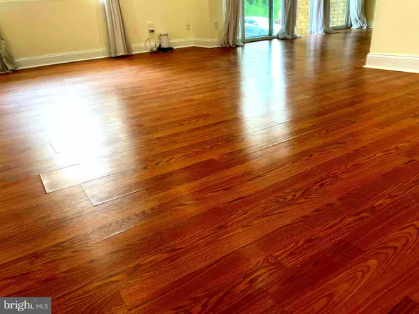 Falls Church, VA 22042,2900 KINGS CHAPEL RD #1