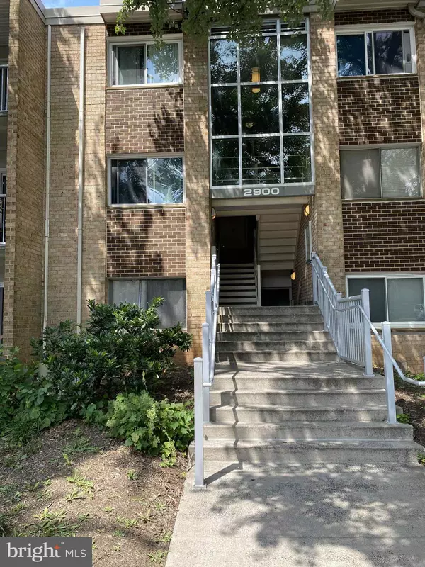 Falls Church, VA 22042,2900 KINGS CHAPEL RD #1