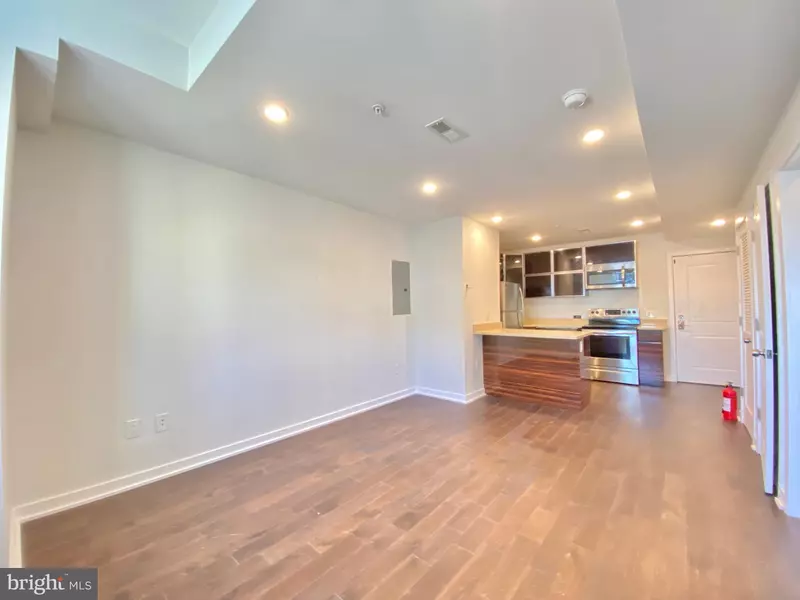 1 W MAIN ST #410, Norristown, PA 19401