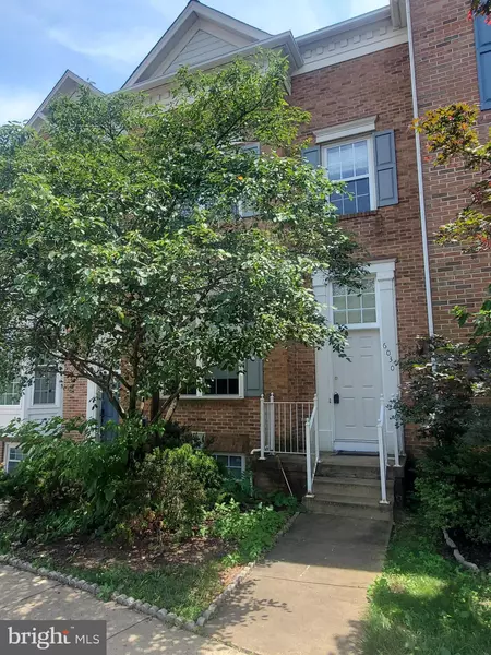 6030 LINCOLNIA RD, Alexandria, VA 22312