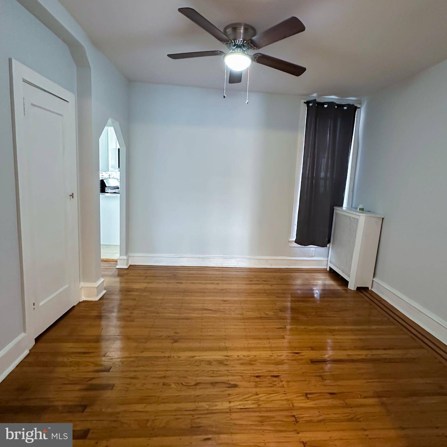 Philadelphia, PA 19135,5932 TACKAWANNA ST