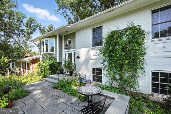 4835 9TH ST S, Arlington, VA 22204