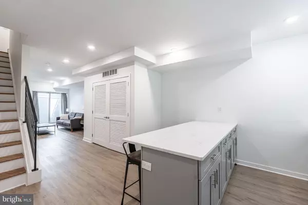 Philadelphia, PA 19146,1107 S 27TH ST