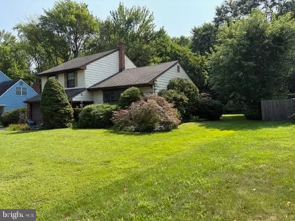 West Deptford, NJ 08066,863 DONCASTER DR