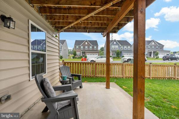 Falling Waters, WV 25419,140 QUEBEC CT