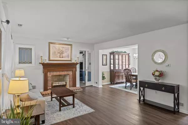 Marlton, NJ 08053,6 PRINCE ANDREW CT