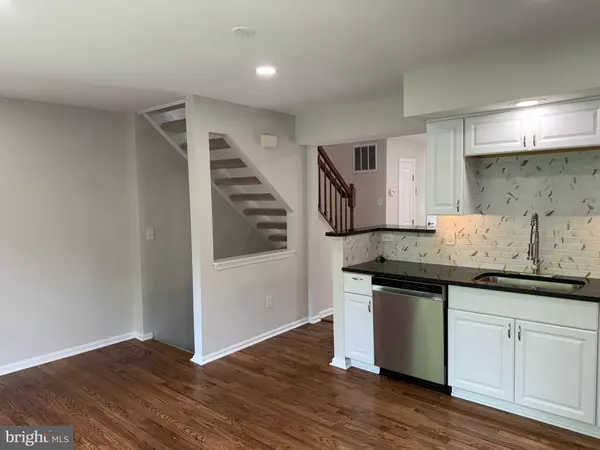 Manassas, VA 20110,9598 BUTTONBUSH CT