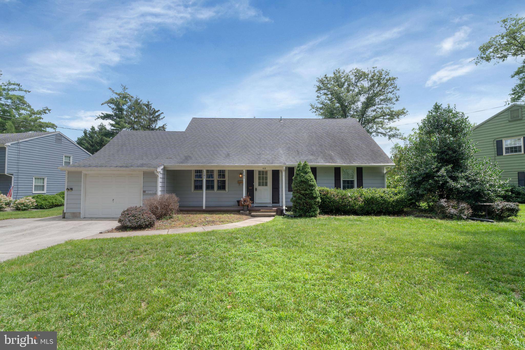 109 OLD CARRIAGE RD, Cherry Hill, NJ 08034