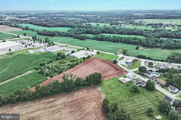 Abbottstown, PA 17301,1653 RTE 194 N