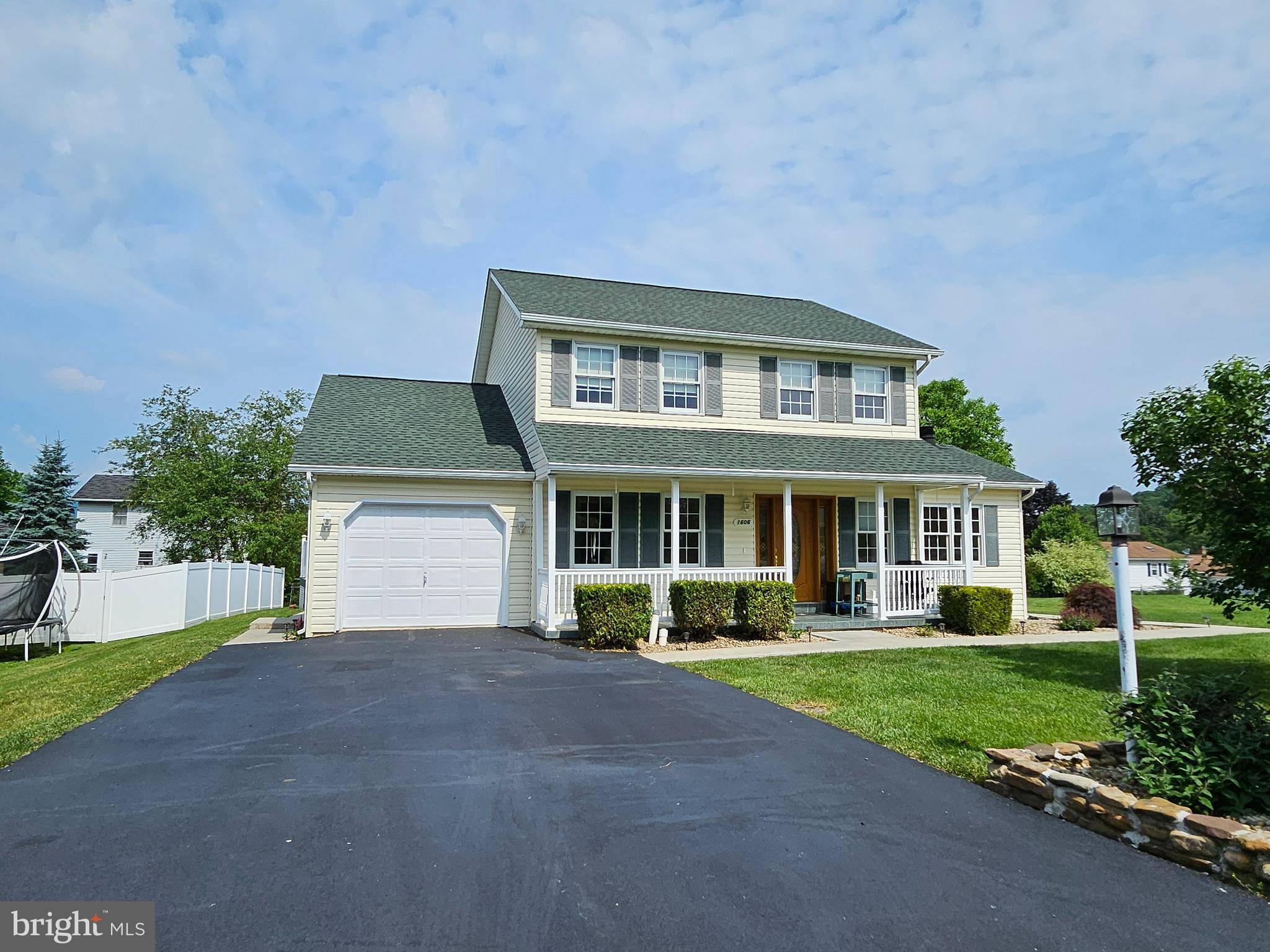 Altoona, PA 16602,1606 FORDHAM CIR