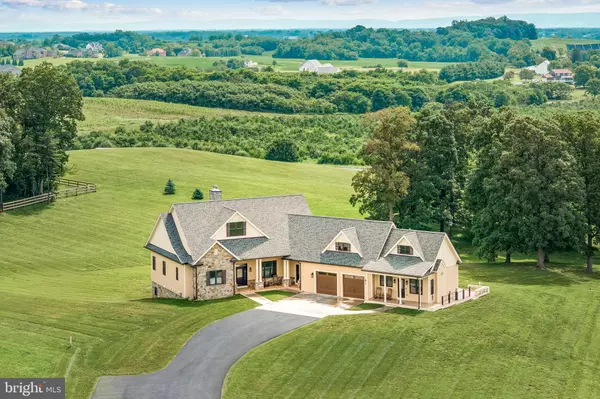 120 POMME CIR, Stephens City, VA 22655