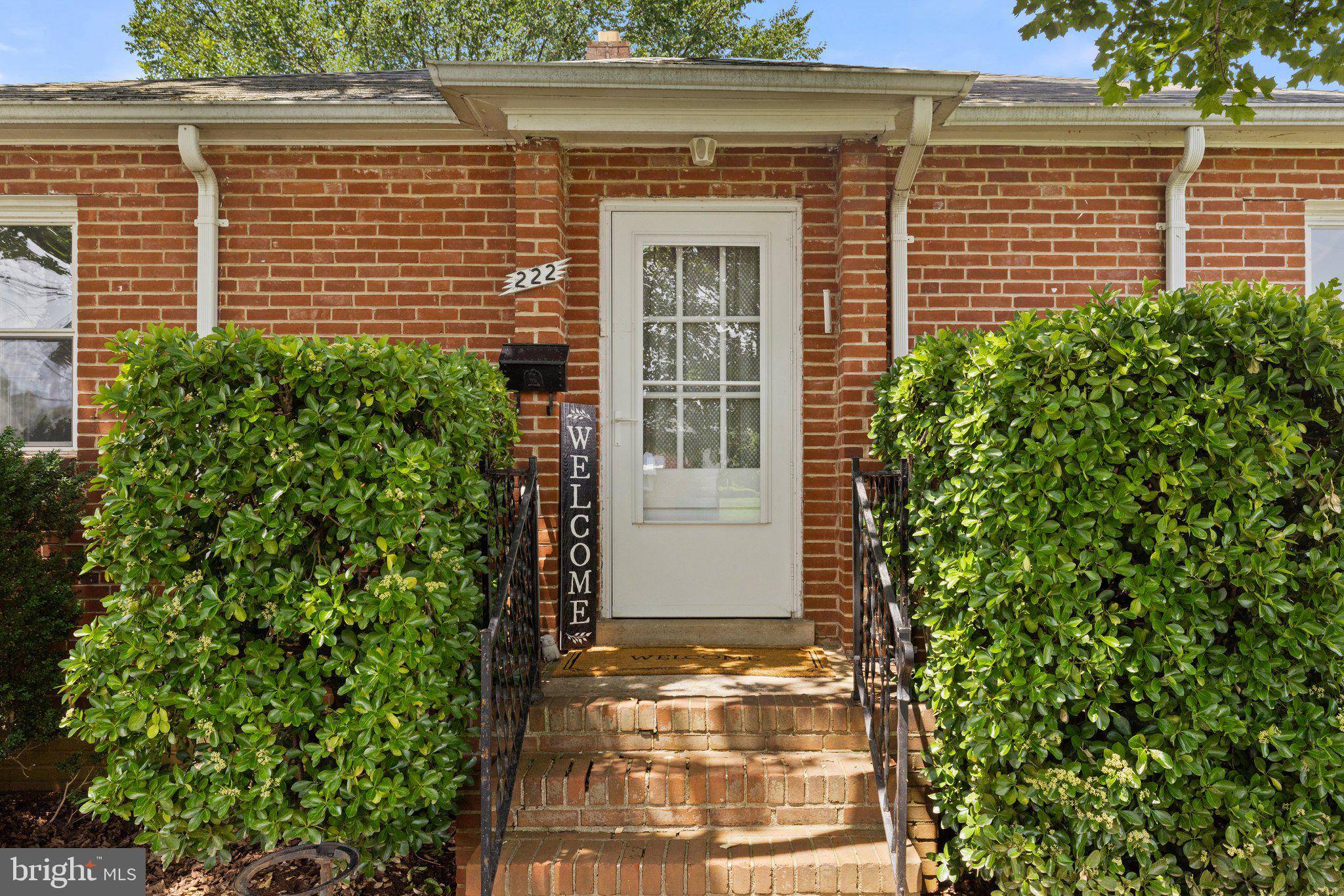Front Royal, VA 22630,222 WASHINGTON AVE