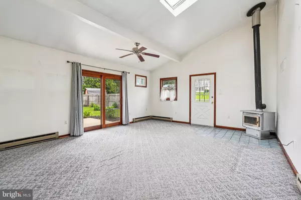 Brookhaven, PA 19015,616 S GRAY ST