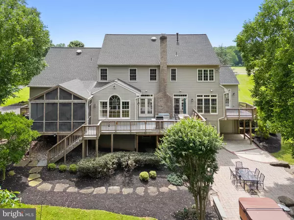 Hamilton, VA 20158,16904 GOLDEN LEAF CT