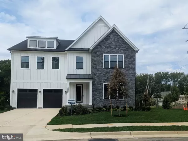 8260 COLLING MANOR CT, Alexandria, VA 22308