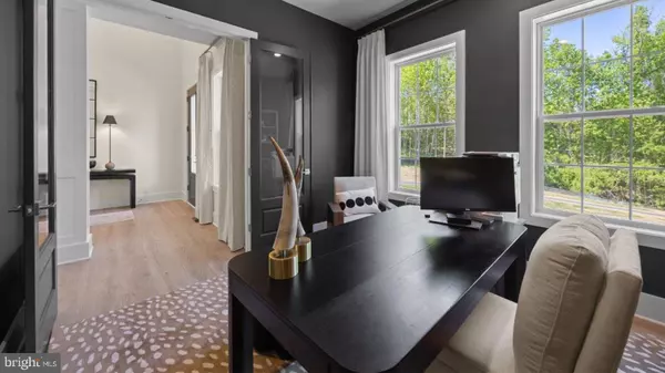 Alexandria, VA 22308,8260 COLLING MANOR CT
