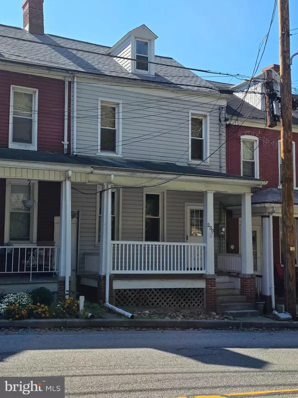 230 REXMONT RD, Lebanon, PA 17042