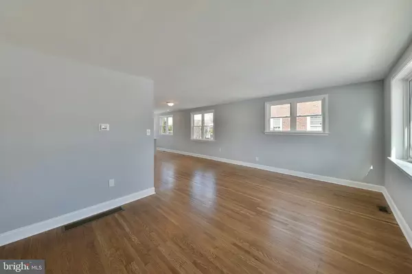 Philadelphia, PA 19154,12008 ELMORE RD