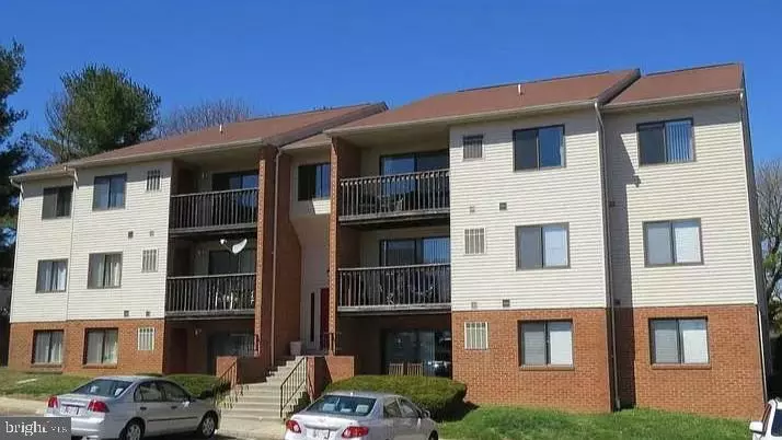 4240 CRYSTAL CT #3B, Hampstead, MD 21074