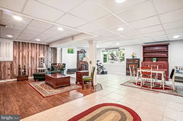Falls Church, VA 22044,3109 VALLEY LN