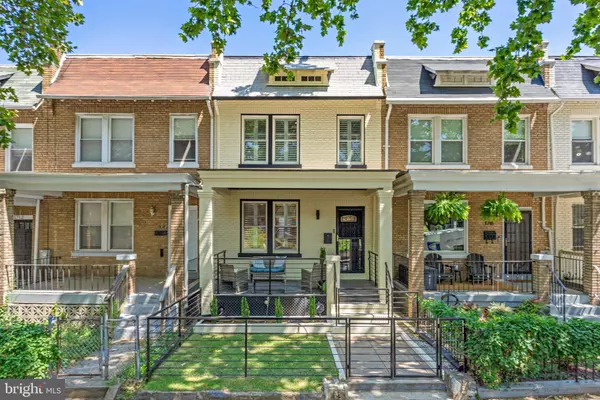 1716 M ST NE, Washington, DC 20002