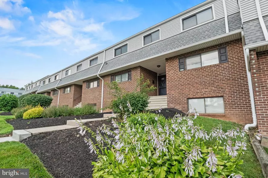 318 STONY WAY, Norristown, PA 19403