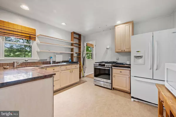 Ellicott City, MD 21043,4902 WORTHINGTON WAY