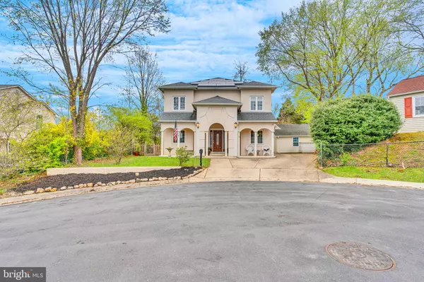 4 BURGUNDY CT, Rockville, MD 20850