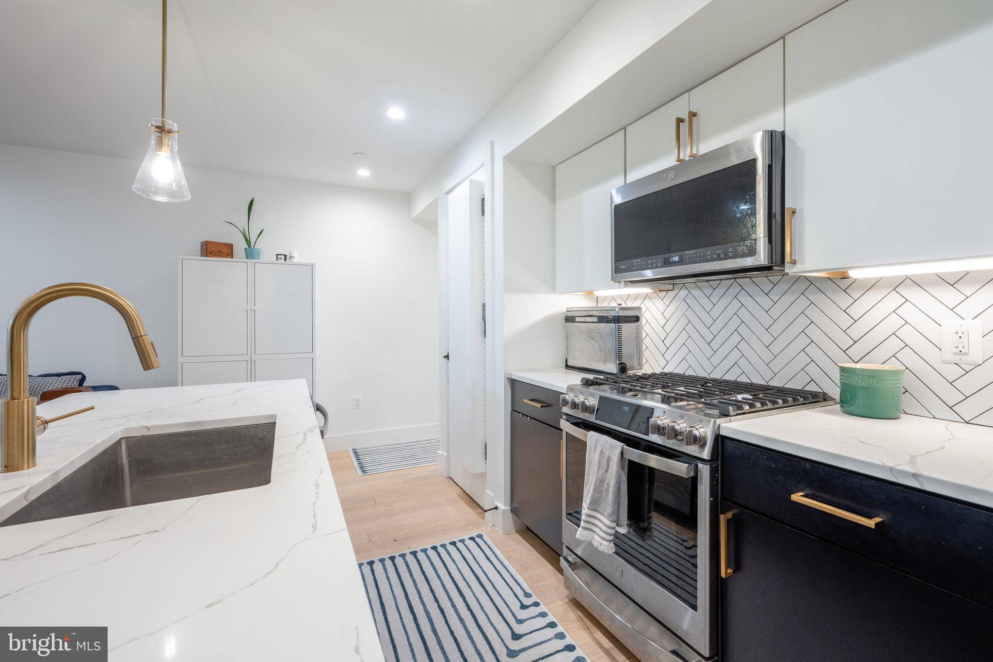 Washington, DC 20011,532 TAYLOR ST NW #1