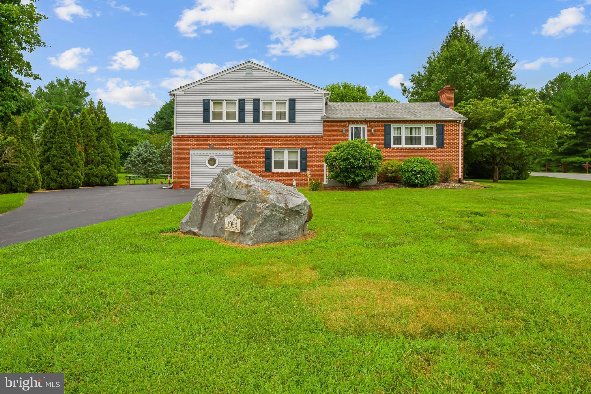 1954 PORTER RD, Bear, DE 19701