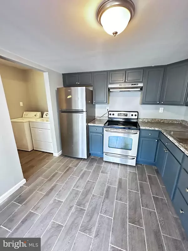 Sicklerville, NJ 08081,25 MEDFORD CT