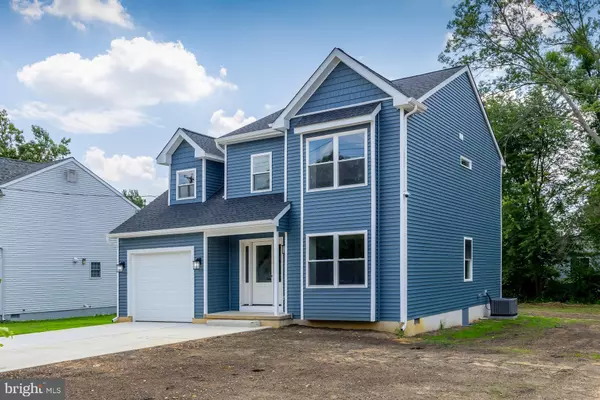 Westville, NJ 08093,17 PEACH ST