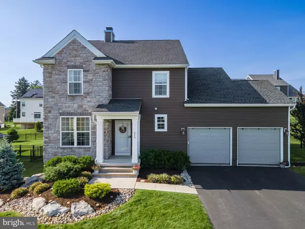 420 RINALDI LN, Easton, PA 18040