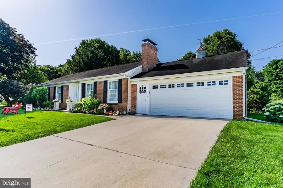 1473 LUTZTOWN RD, Boiling Springs, PA 17007