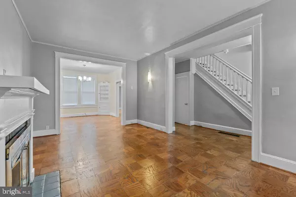 Baltimore, MD 21218,1605 E 32ND ST